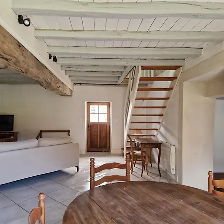 Gite Les Frenes Avec Pre Dans Joli Hameau Vermenton Exterior photo